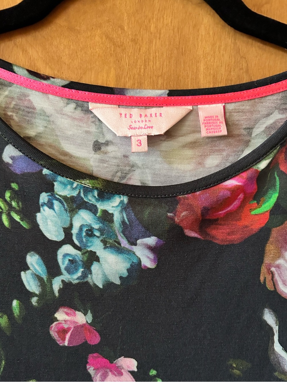 Ted Baker Night Garden Allover Floral Tee - Size M - Picture 5 of 5